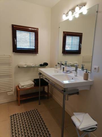 Chambre Paracou | La Longère des Olonnes, chambres d'hôtes avec spa aux Sables-d'Olonne Chambre Paracou | La Longère des Olonnes, chambres d'hôtes avec spa aux Sables-d'Olonne